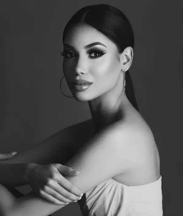 portrait of miss illinois angel ruiz portrait of miss illinois angel ruiz