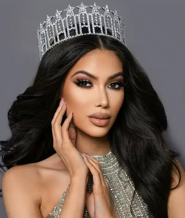 portrait of miss illinois angel ruiz portrait of miss illinois angel ruiz